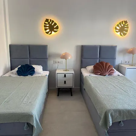 Tres Terrazas Ocean View Apartment *